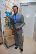 Gulshan Grover at the diamond boutique GREECE launch by Zoya in Mumbai Store on 30th May 2012 (98).JPG